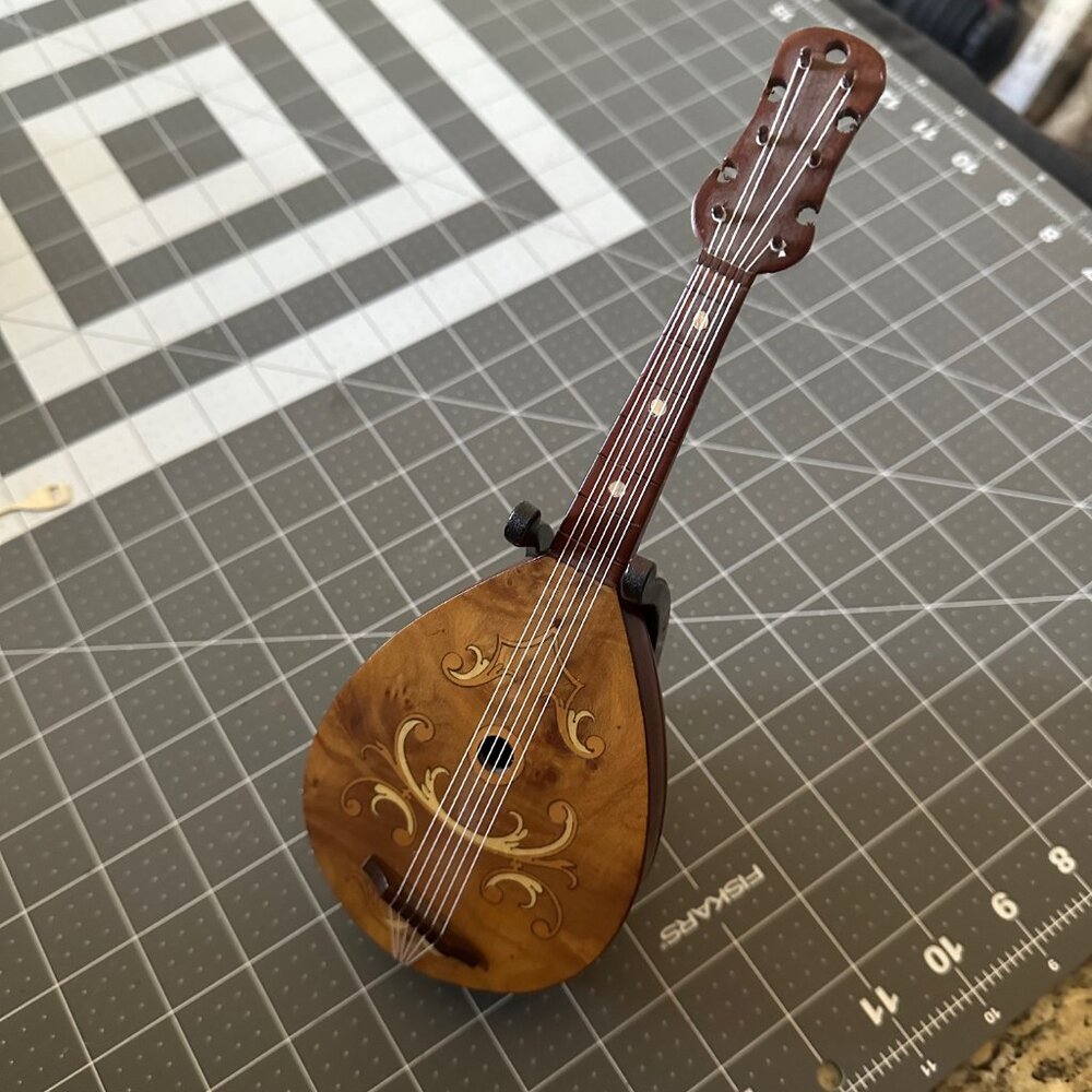REUGE Classical Music Box Lute Wood Inlayed rare collectable